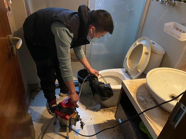 新乐马桶疏通-疏通下水道