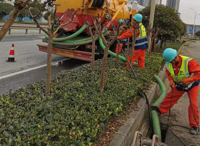 新乐市政管道清淤